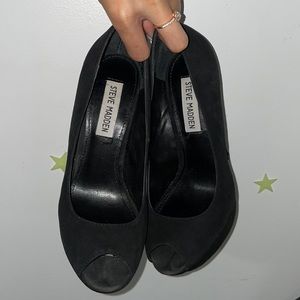 STEVE MADDEN HIPIEE BLACK SUEDE HEELS